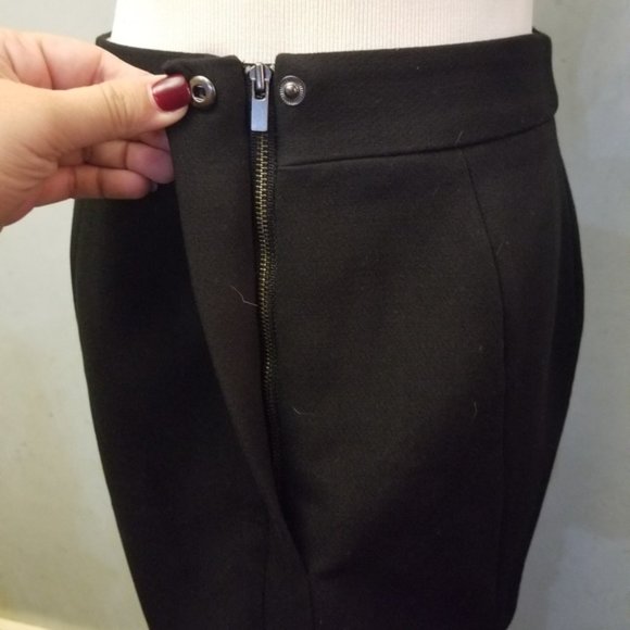 Banana Republic front zipper mini skirt size 6 (R7) - Picture 5 of 7